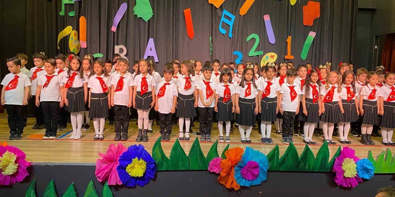 Doğa Koleji’nde 1. Sınıflar İçin Okuma Bayramı Ve Yılsonu Etkinliği Düzenlendi