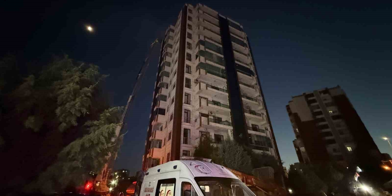 Diyarbakır’da 4 Kişinin Öldüğü Yangına İlişkin 1’i Yakalama, 2 Gözaltı Kararı