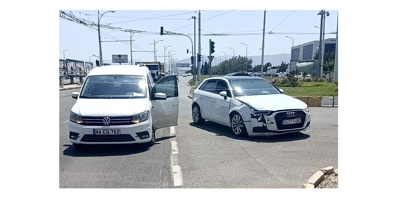 Elazığ Yolu Üzerinde Trafik Kazası: 2 Yaralı