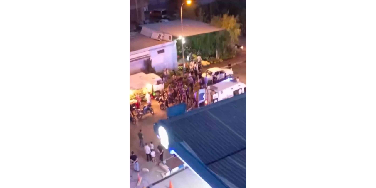 Polisin "dur" İhtarına Uymayan Motosikletin Sürücüsü Kaza Yaptı: 2 Yaralı