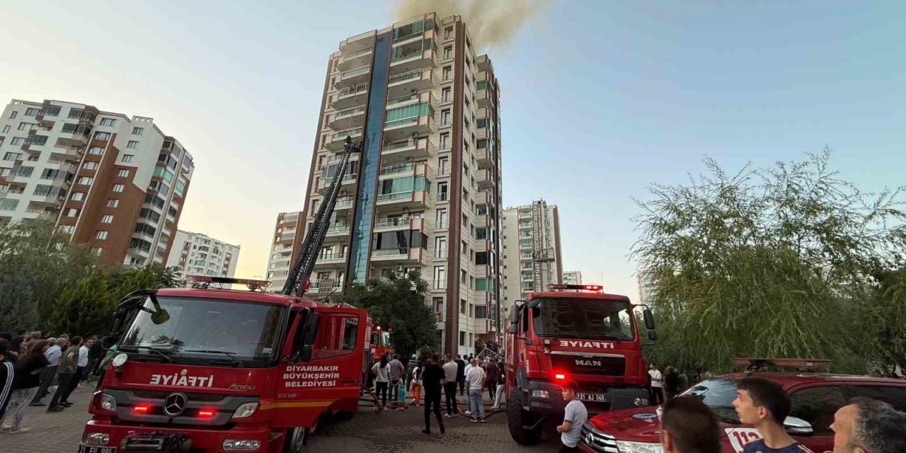 Aynı Aileden 4 Kişinin Öldüğü Yangına İlişkin Soruşturmada 2 Kişi Daha Gözaltına Alındı