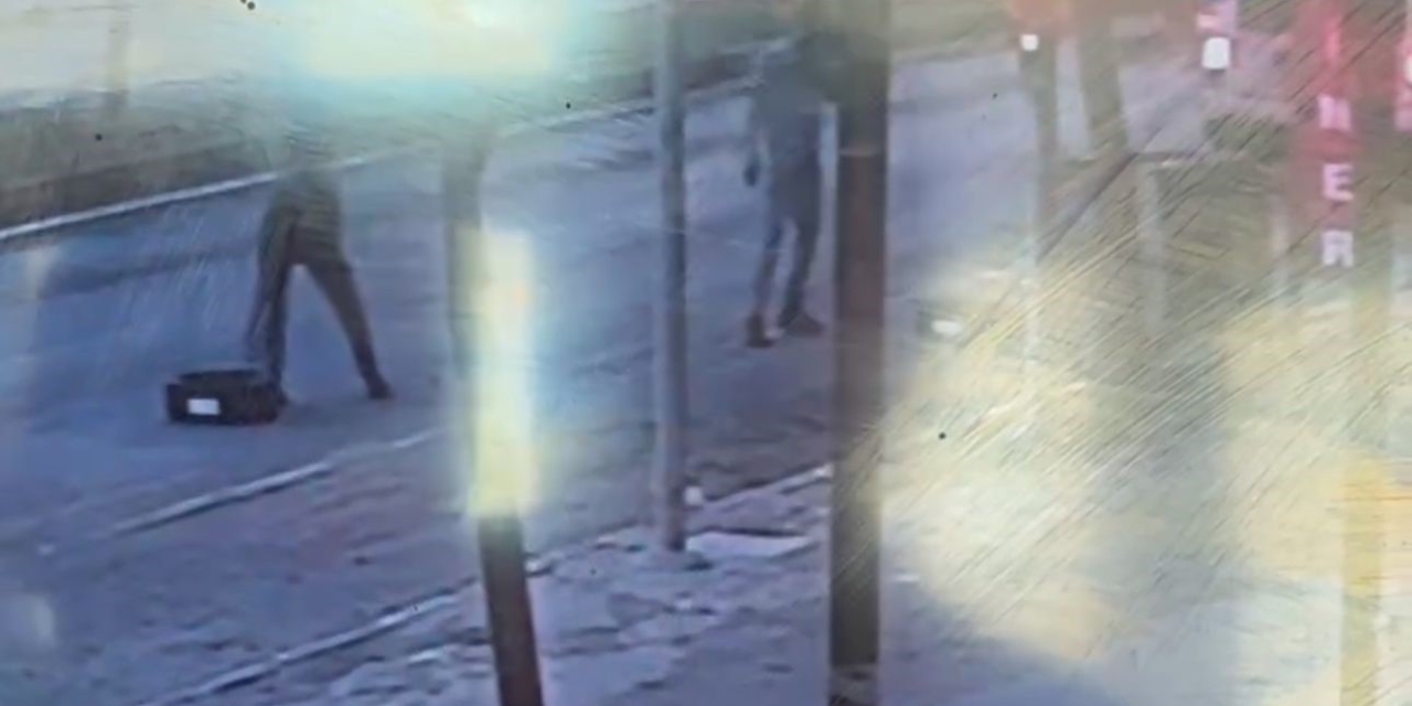 Siverek’te Kamyonetten Düşen Tekerlekleri Çaldılar