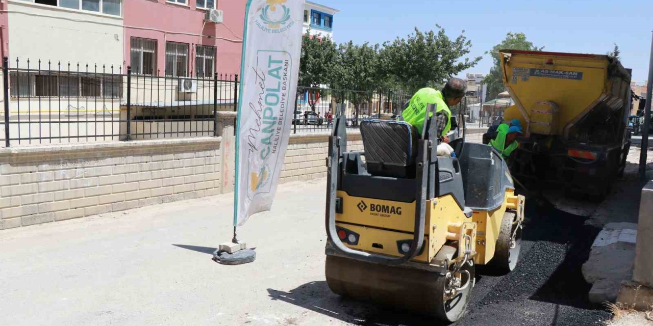 Mahallelere Konforlu Yol Ve Sosyal Alan Hizmeti