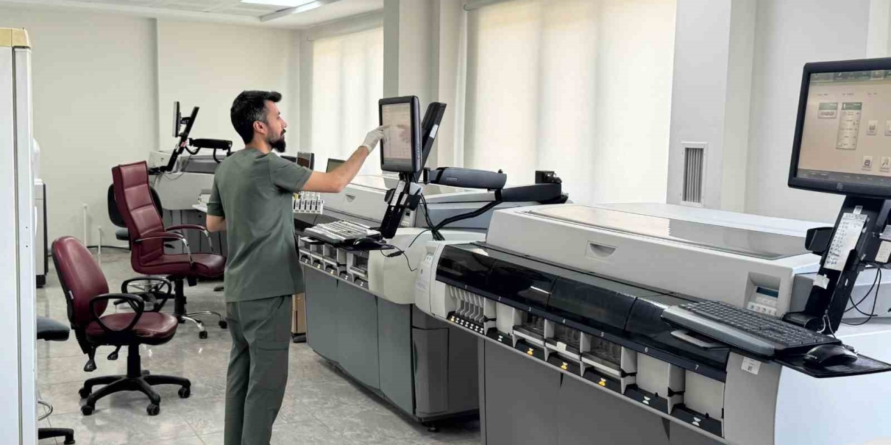 Gazi Yaşargil Eğitim Ve Araştırma Hastanesi Merkez Laboratuvarı Yeni Yerleşkesine Taşındı