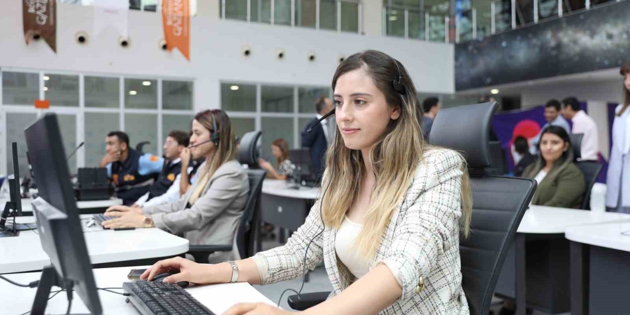 Türkiye’nin İlk Yapay Zeka Destekli Çağrı Merkezi Gaziantep’te