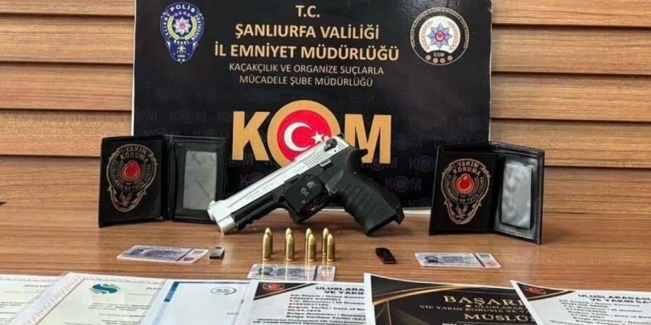 Şanlıurfa’da Kendilerini Mit Mensubu Ve Komiser Olarak Tanıtan 2 Dolandırıcı Tutuklandı