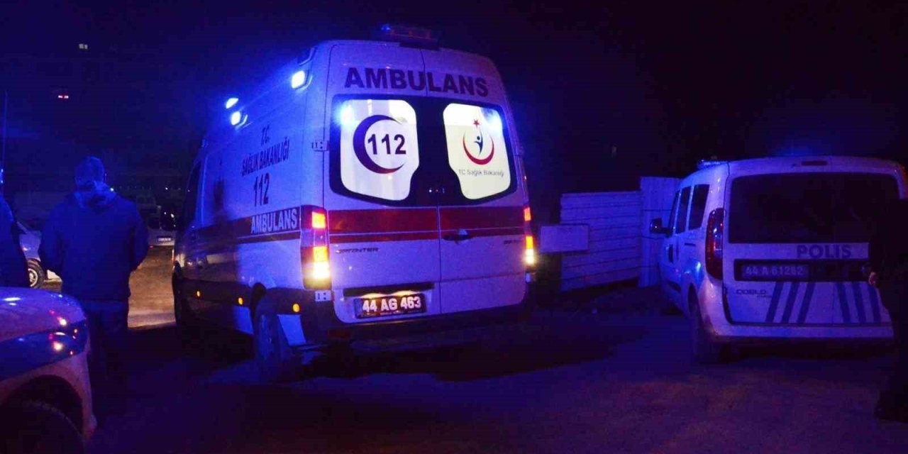 Ambulans Ekibine Saldırı: Sağlık Personeline Fiziki Ve Sözlü Şiddet Uygulandı