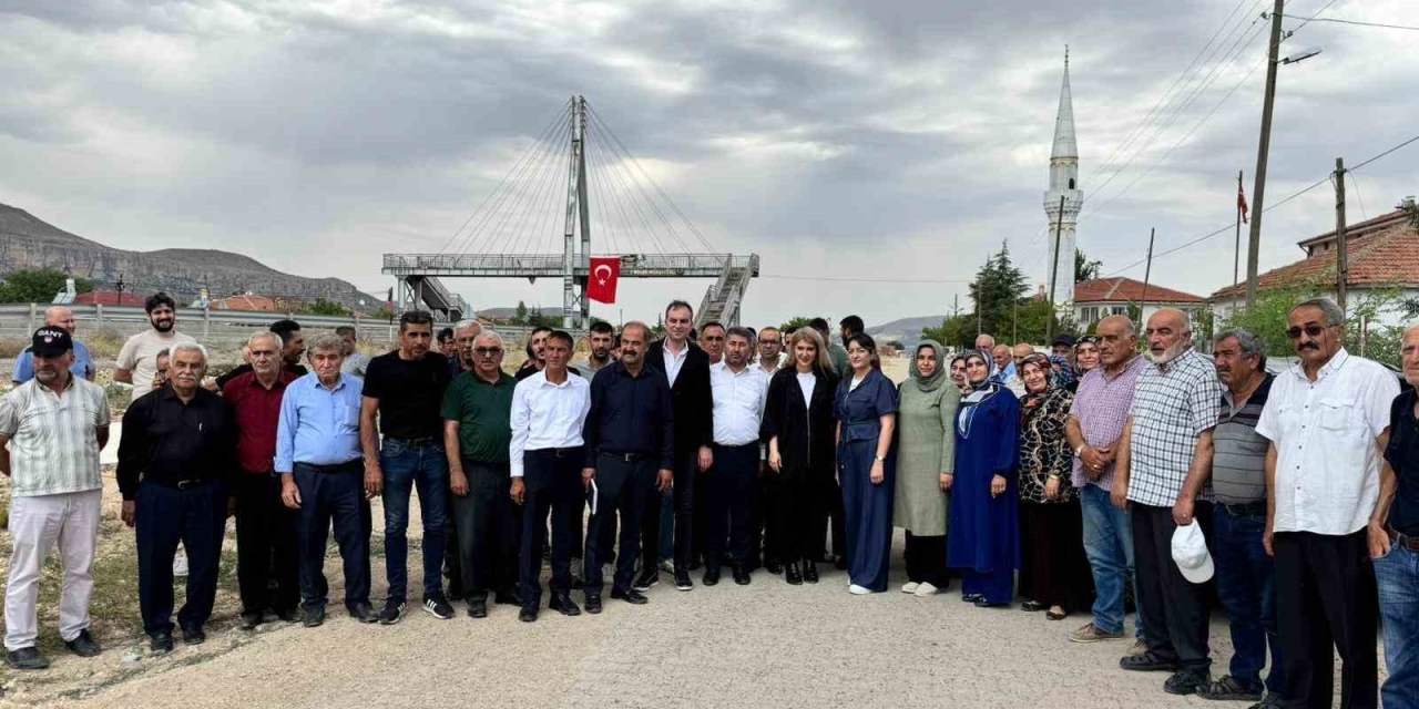 Milletvekili Ölmeztoprak’tan İkizce’de Kavşak İncelemesi