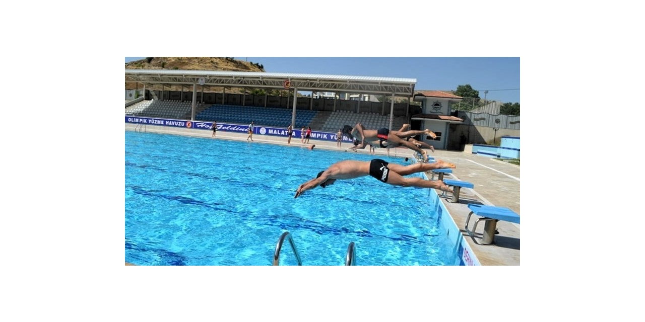 Olimpik Yüzme Havuzu Yaz Boyunca Halka Açık Olacak