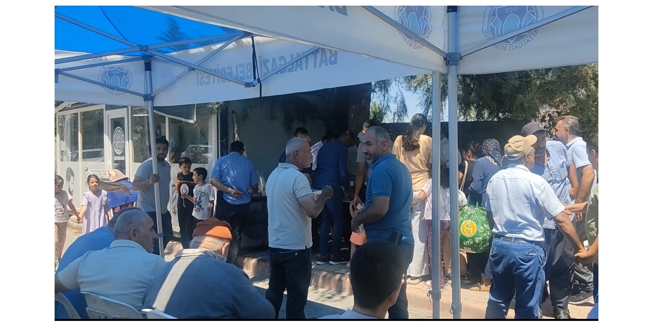 Malatya İş İnsanları Platformu’ndan Aşure İkramı
