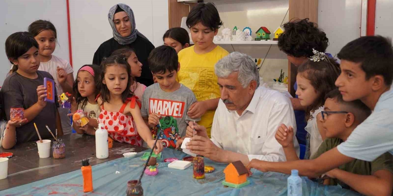 Kahta Belediyesi Yaz Sanat Kursları Genç Yetenekleri Yetiştiriyor