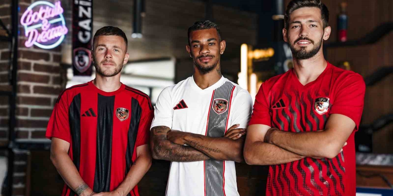 Gaziantep Fk, Yeni Sezon Formalarını Tanıttı