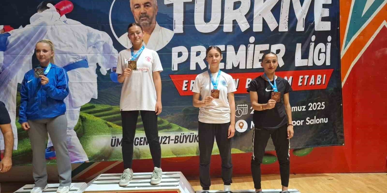 Dbb Sporcusu Türkiye Üçüncüsü Oldu