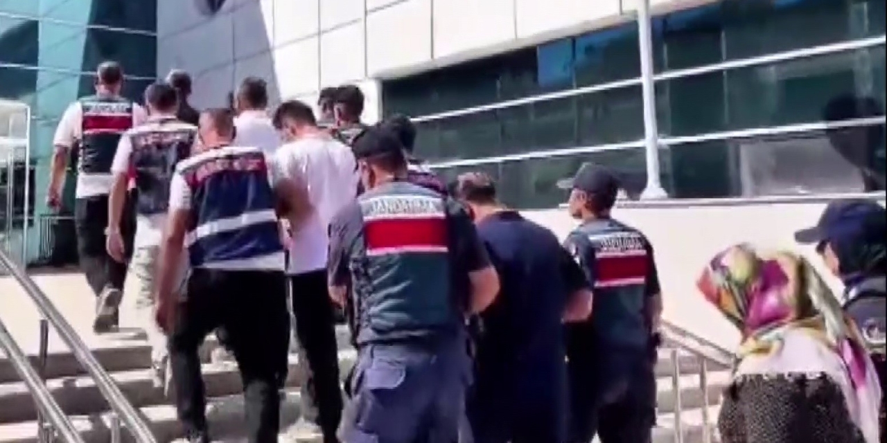 Uyuşturucu Operasyonlarında Yakalanan 43 Şahıstan 8’i Tutuklandı