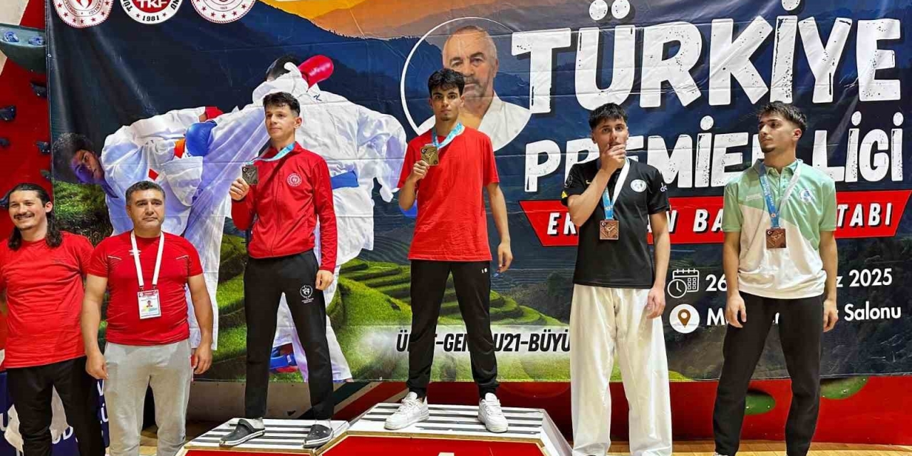 Genç Karateci Türkiye Şampiyonu Oldu