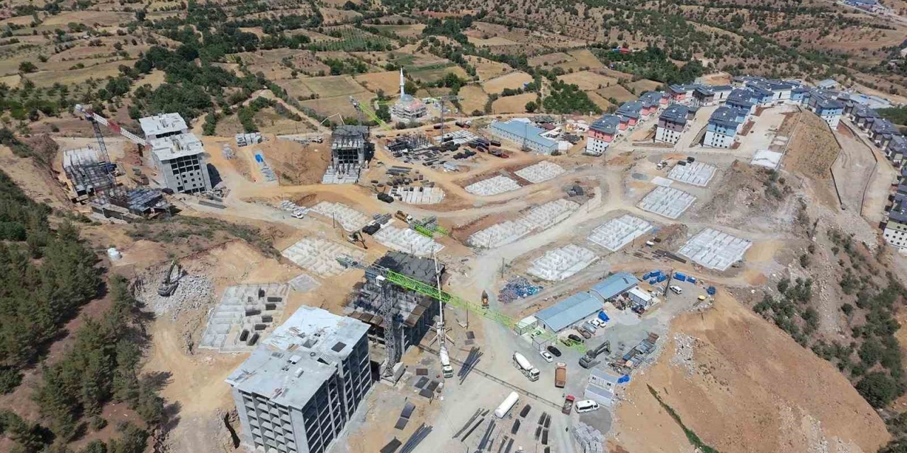 Pütürge’de 813 Konutluk Projenin İlk Etabı Tamamlandı