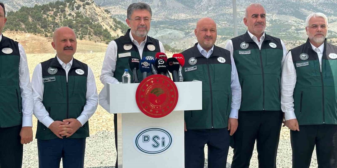 Bakan Yumaklı: "Türkiye Olarak Su Stresi Çeken Ülkeler Kategorisindeyiz"