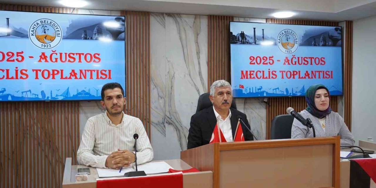 Başkan Hallaç, Gündemle İlgili Değerlendirmelerde Bulundu