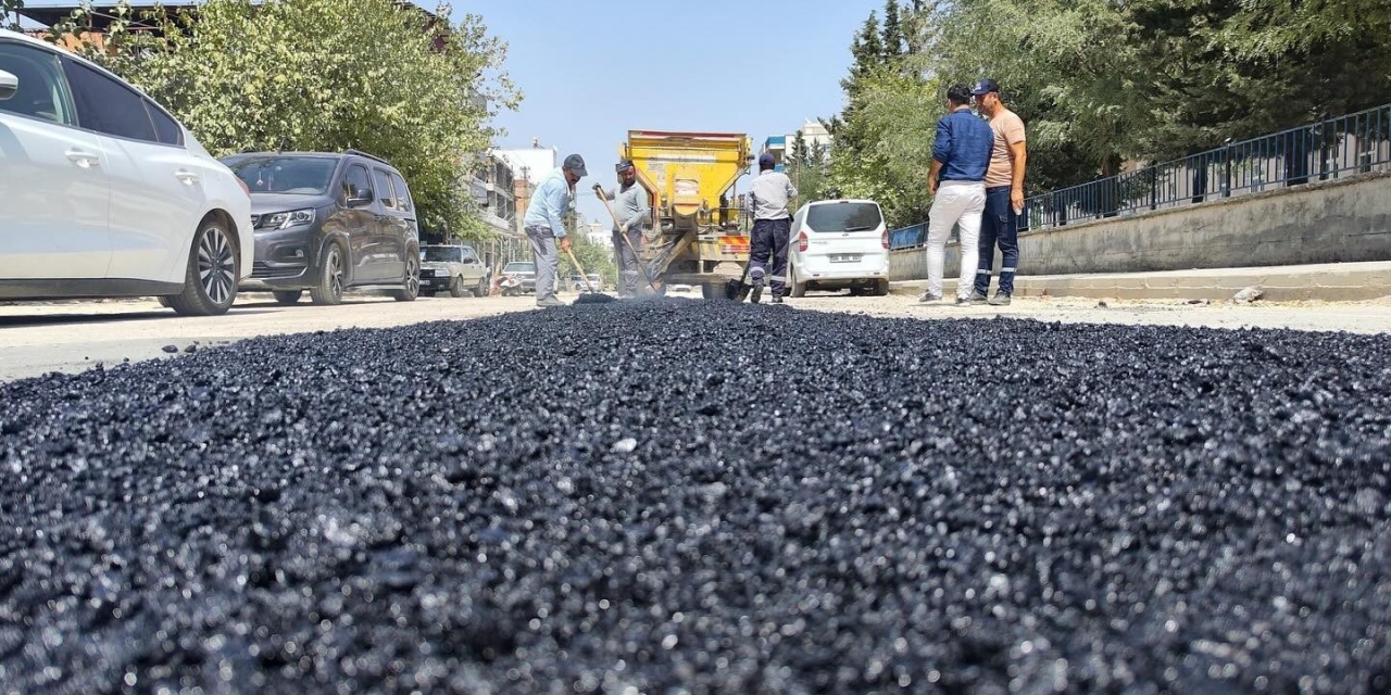 Zarar Gören Kavi Caddesi Onarılıyor