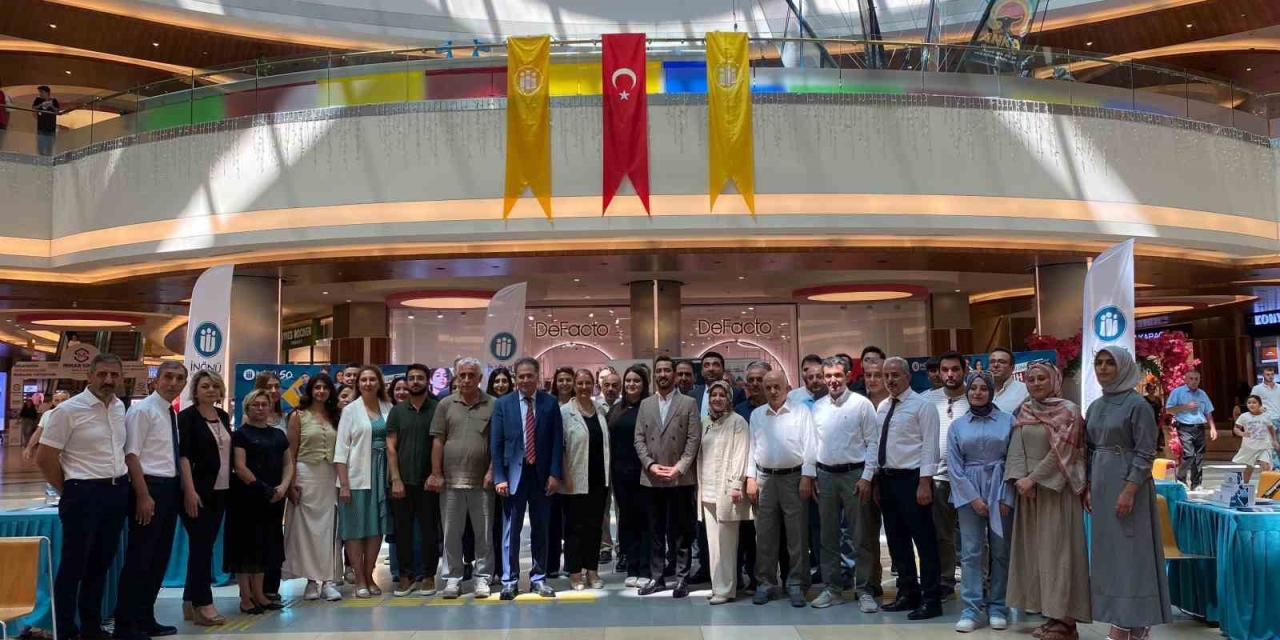 İnönü Üniversitesi Tercih Ve Tanıtım Günleri Malatyapark Avm’de Başladı