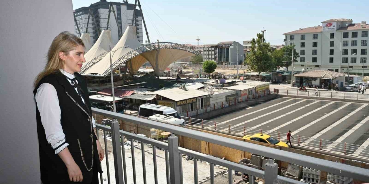 Milletvekili Ölmeztoprak Malatya Çarşısını İnceledi