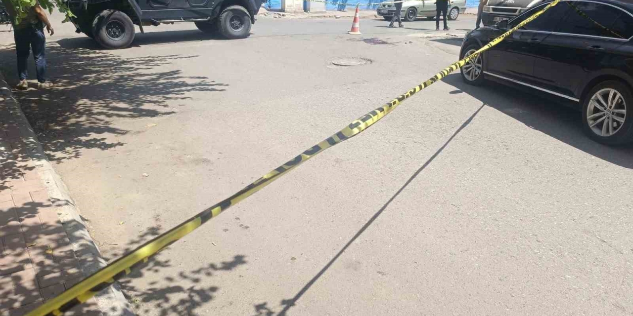 Şanlıurfa’da Kuzenler Arasında Silahlı Kavga: 1’i Ağır 4 Yaralı