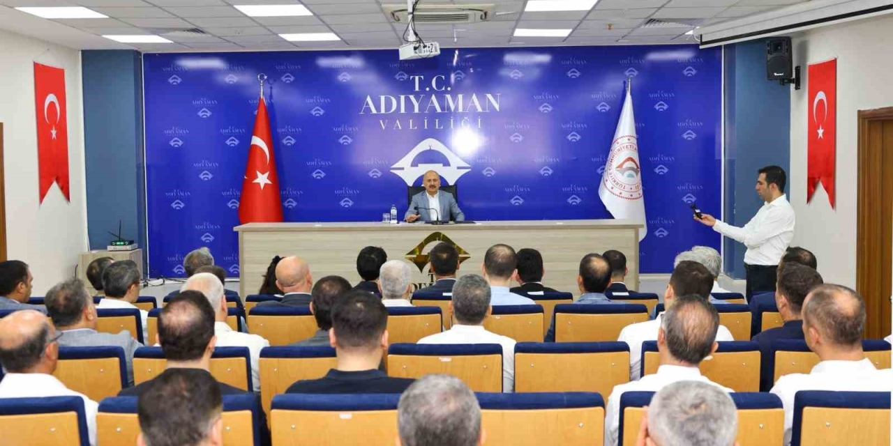 Kamu Personeli Konteynerleri 1 Eylül'e Kadar Tahliye Edecek