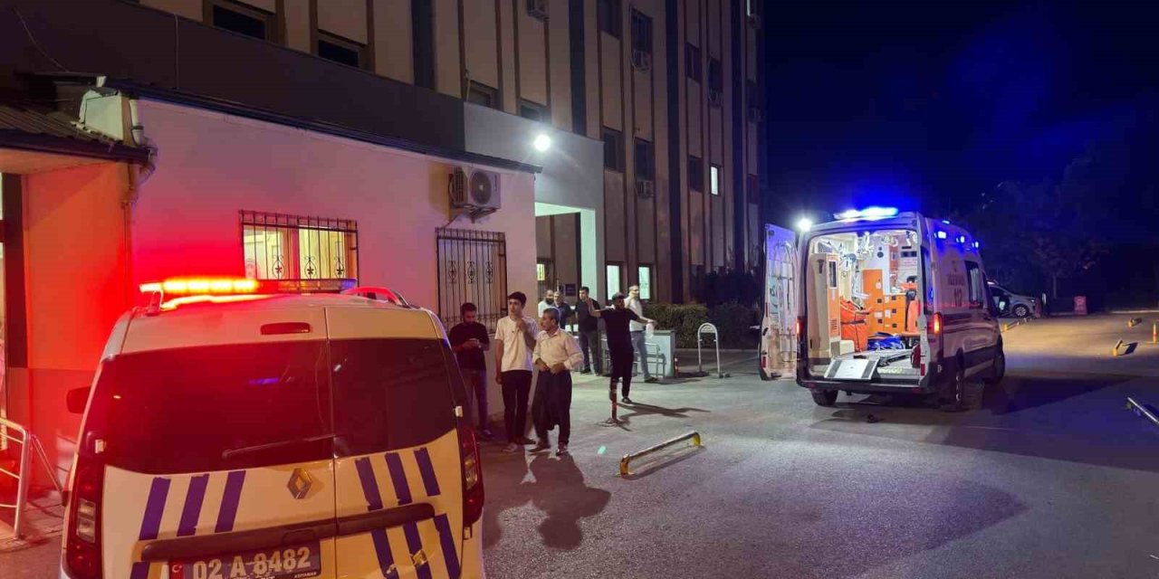 Kahta’da Alacak Verecek Kavgası: 3 Yaralı