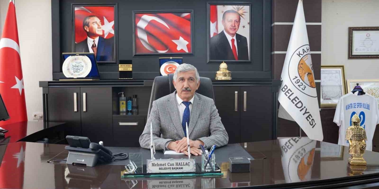 Başkan Hallaç, Ak Parti’nin Kuruluş Yıl Dönümünü Kutladı