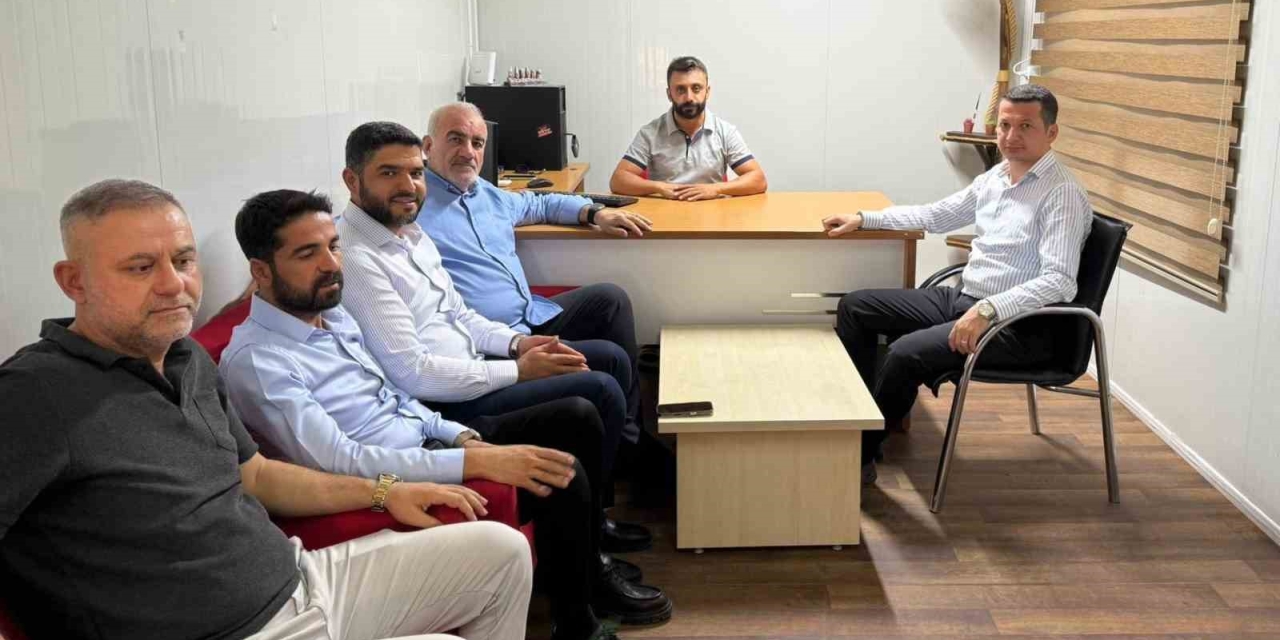 Milletvekili Hüseyin Özhan’dan İha Adıyaman Bürosuna Ziyaret