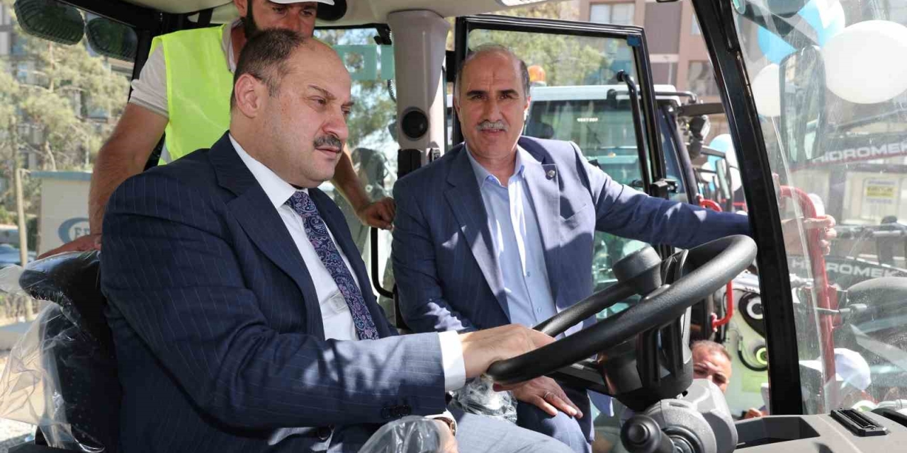 Büyükşehir, 47 Milyon Lira Değerinde Yeni Araç Filosu Kurdu