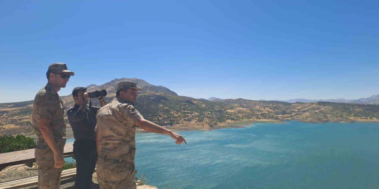 Dicle Kaymakamı Atış Ve İlçe Jandarma Komutanı Koca Üs Bölgesini Ziyaret Etti