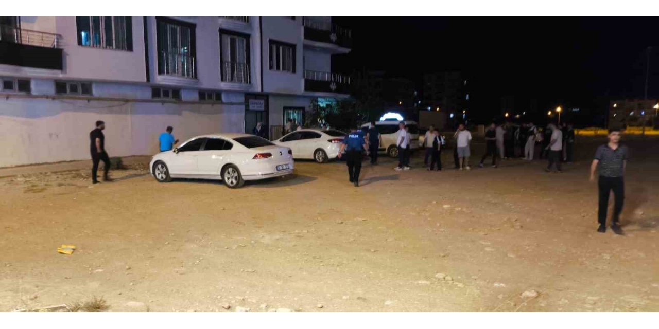 Adıyaman’da Baltalı Ve Sopalı Kavga: 3 Yaralı