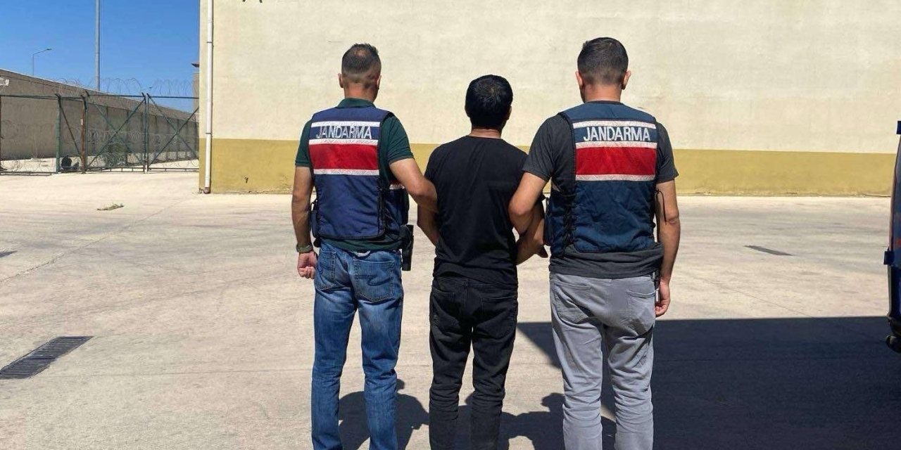 Silahlı Yağma Suçundan Kesinleşmiş Cezayla Aranan Şahıs Yakalandı