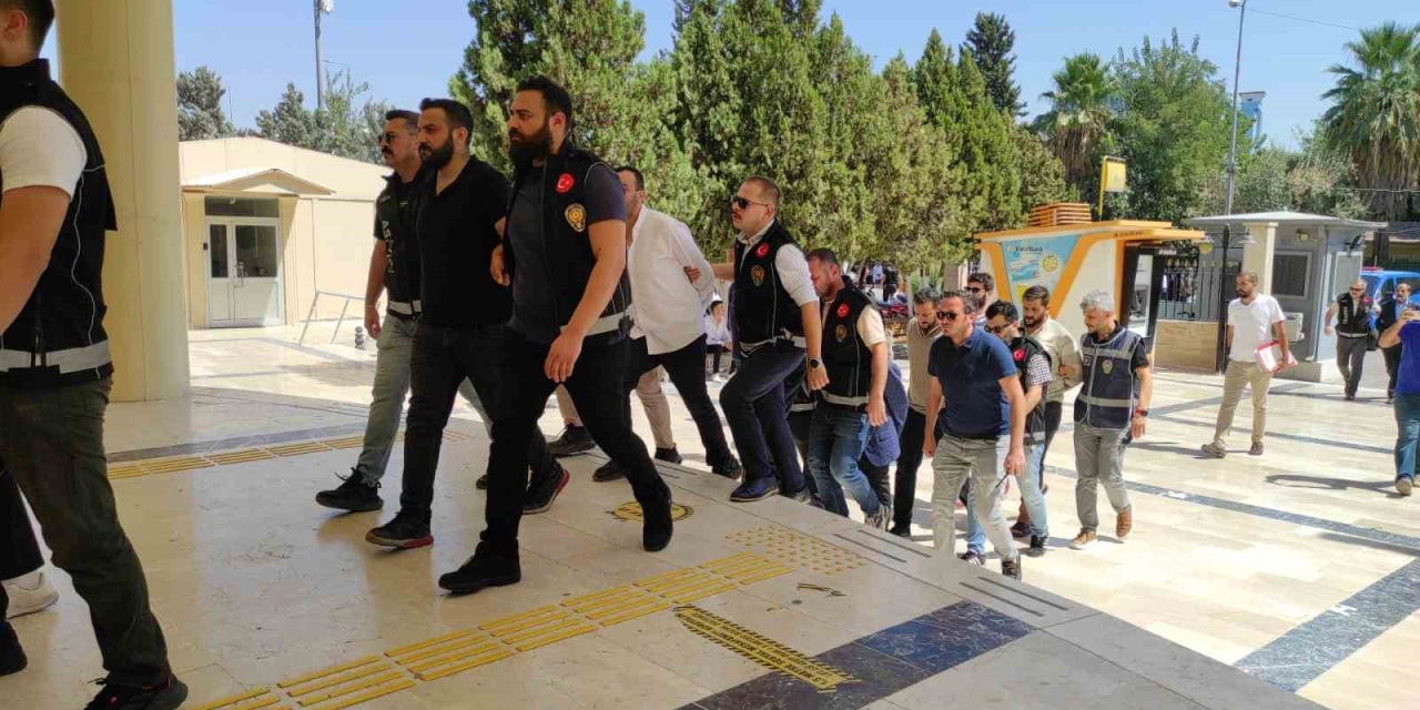 Otele Düzenlenen Silahlı Saldırının Şüphelileri Adliyede