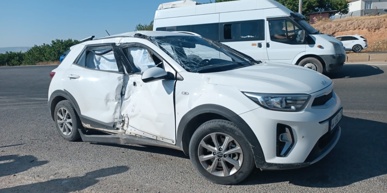 Malatya’da Otomobil İle Motosiklet Çarpıştı: 1 Ağır Yaralı