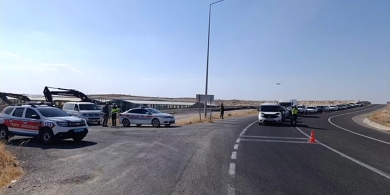Şanlıurfa’da Jandarmadan Dron Destekli Trafik Denetimi