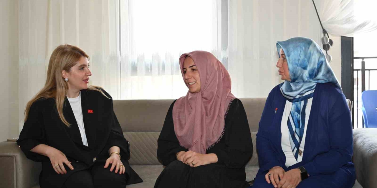 Malatya’da Depremzedelere Yeni Yuvaları Teslim Ediliyor