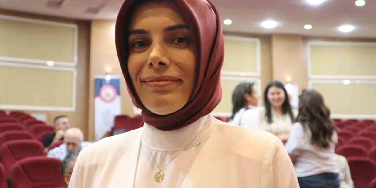 Malatya Eczacı Odası’nda Ebru Sönmez Yeniden Başkan Seçildi