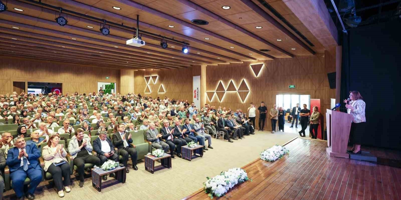 41 Yıllık Evli Ulu Çınarların Kutsal Yolculuğu İçin Geri Sayım Başladı