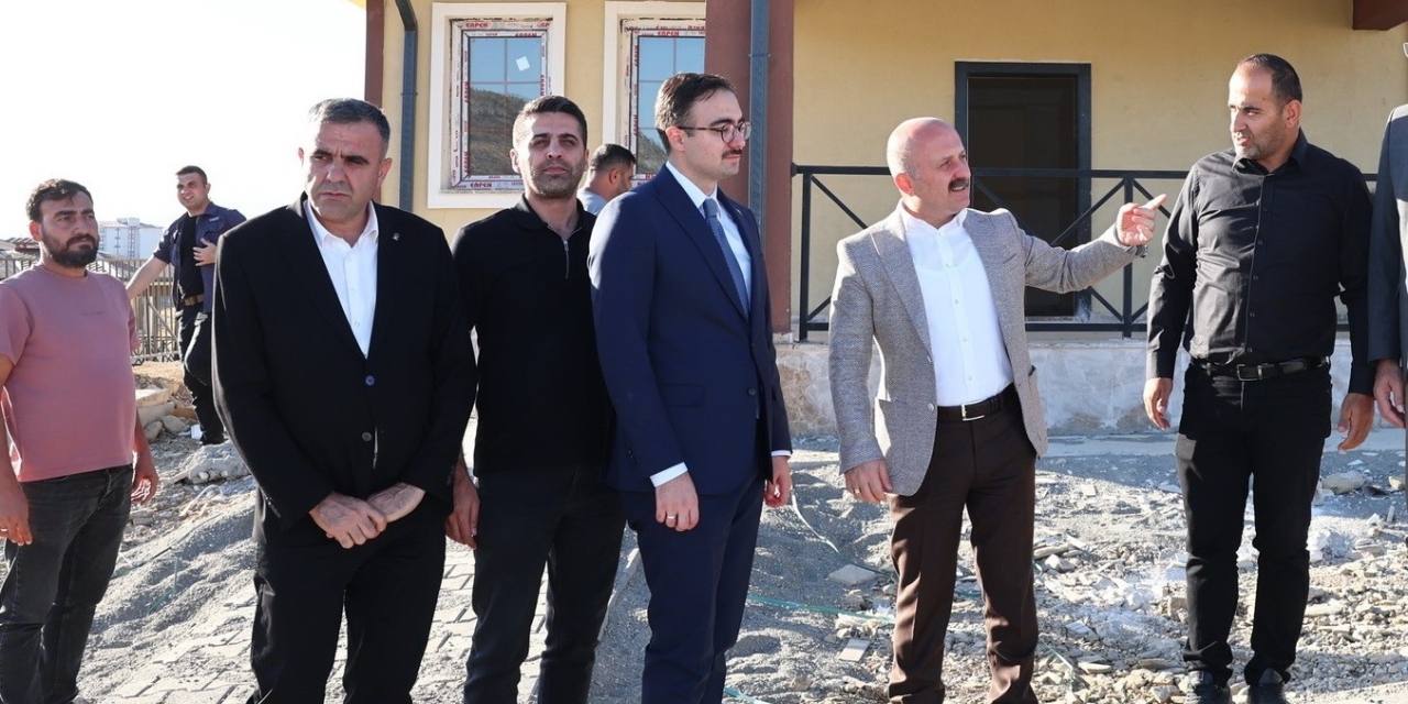 Vali Varol, Sincik’te Yapımı Tamamlanan Köy Evlerini İnceledi
