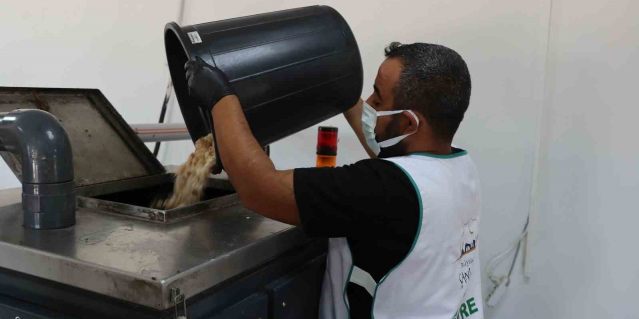 Şanlıurfa’da Organik Atıklar Dönüştürülerek Barınaklara Veriliyor