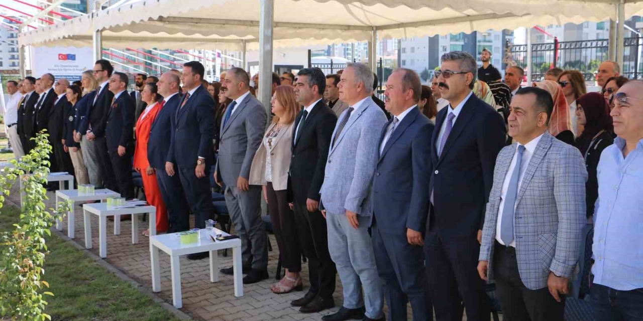 Türkiye Geneli Yapımı Tamamlanan 97 Okulun Açılış Töreni Diyarbakır’da Gerçekleştirildi