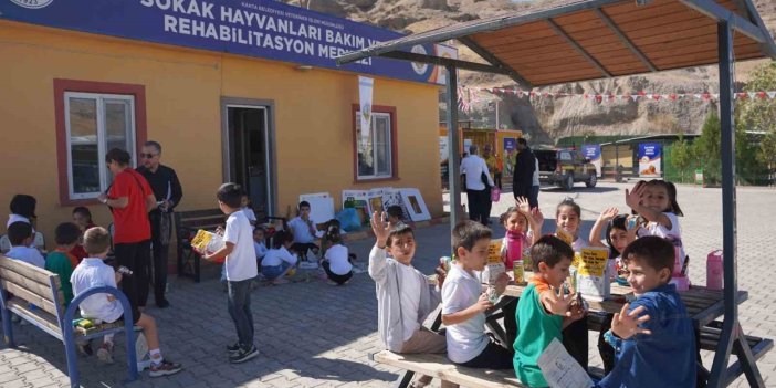 Kahta Belediyesi’nden Hayvanları Koruma Günü’nde Anlamlı Etkinlik