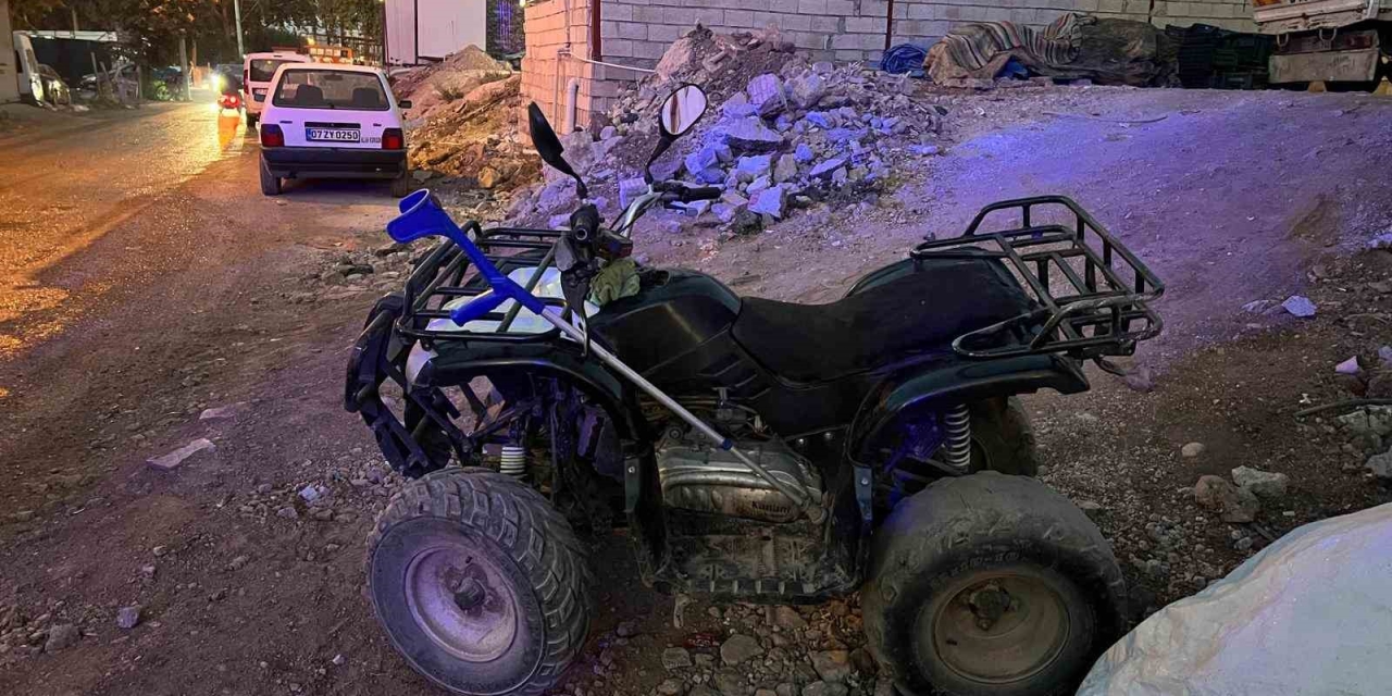 Adıyaman’da Devrilen Atv’nin Sürücüsü Yaralandı
