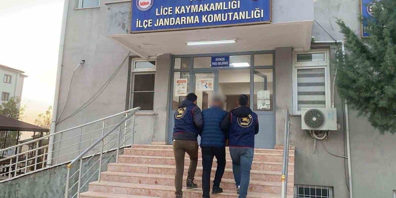 Diyarbakır’da 32 Yıl Kesinleşmiş Hapis Cezası Bulunan Şahıs Yakalandı
