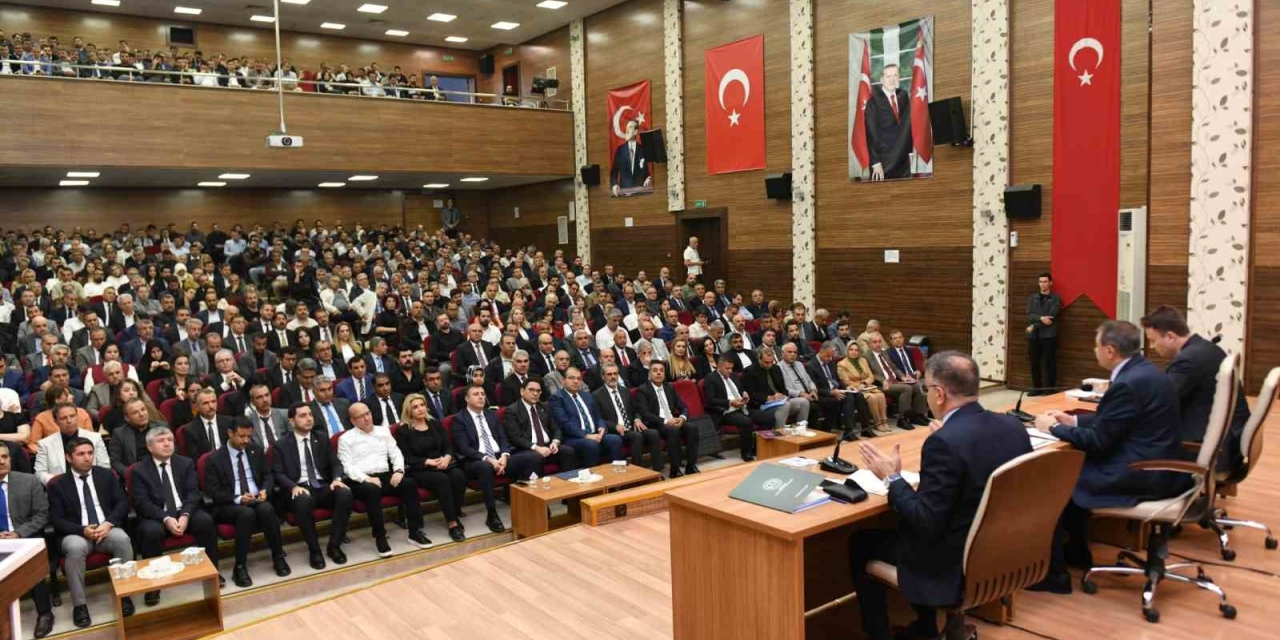 Şanlıurfa Valisi Hasan Şıldak Okul Müdürleriyle Buluştu
