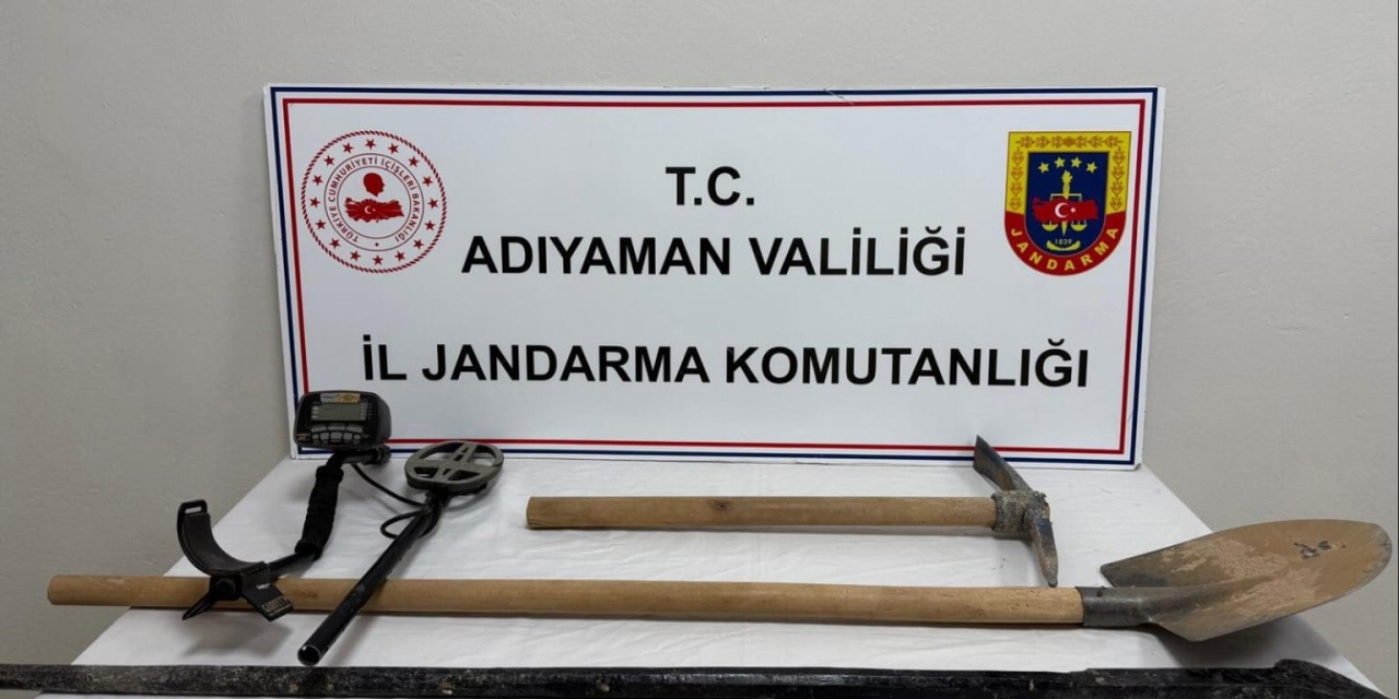 Define Arayan Şahıslar Jandarmaya Yakalandı