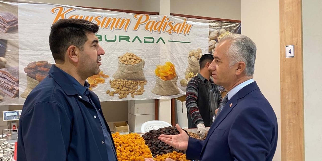 Malatya İş İnsanları Platformu Başkanı Ahmet Özköse: "kayısı Malatya’nın Kırmızı Çizgisidir"