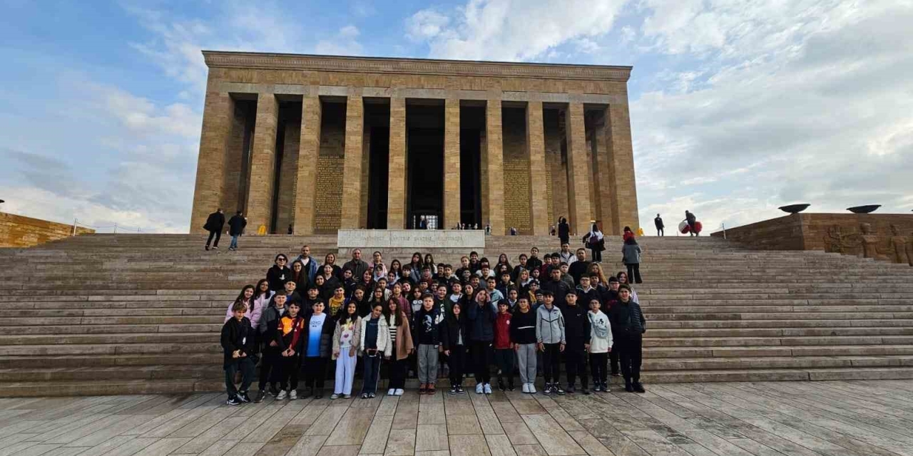 Gkv’li Öğrenciler Anıtkabir’i Ziyaret Etti